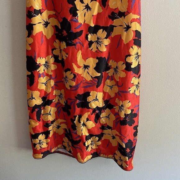 Urban Outfitters Women M Hibiscus Floral Print Strappy Back Tail Whip Mini Dress - Picture 3 of 10
